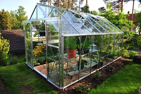 Create a homeostatic environment for a greenhouse